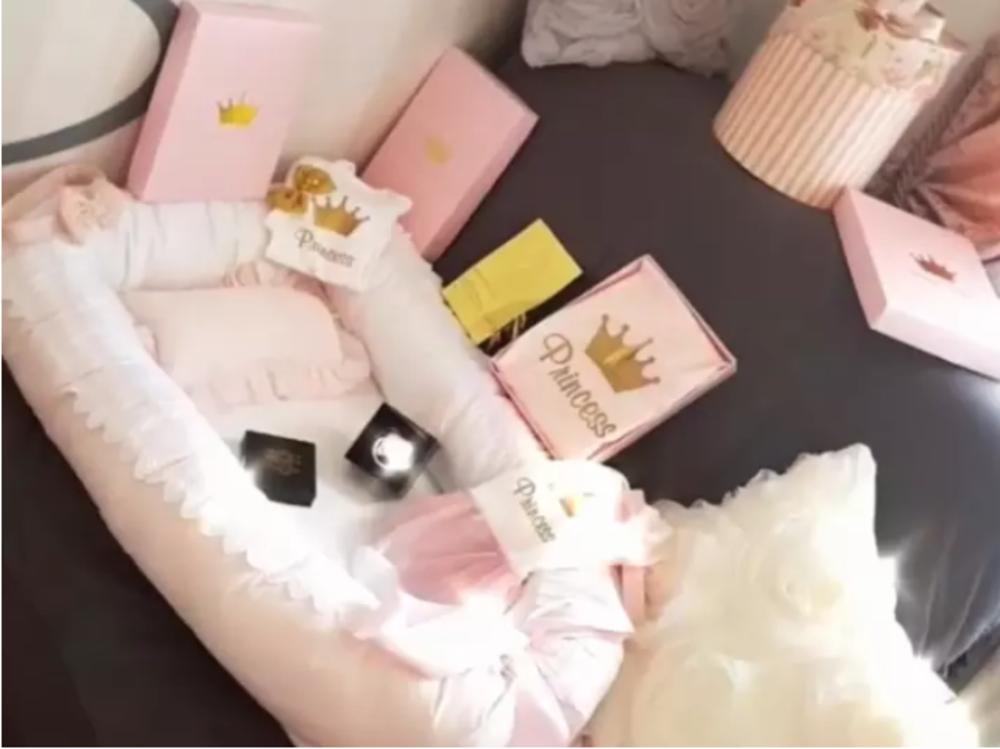 Pevačica se pohvalila poklonom na Instagramu 