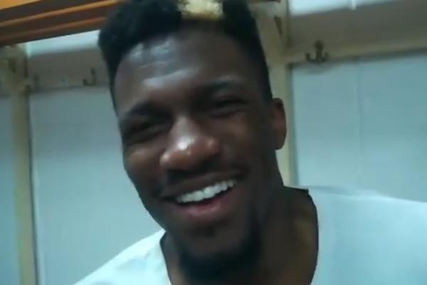 Enis: Veoma sam samouveren, a za sve su zaslužni moji saigrači! (VIDEO)