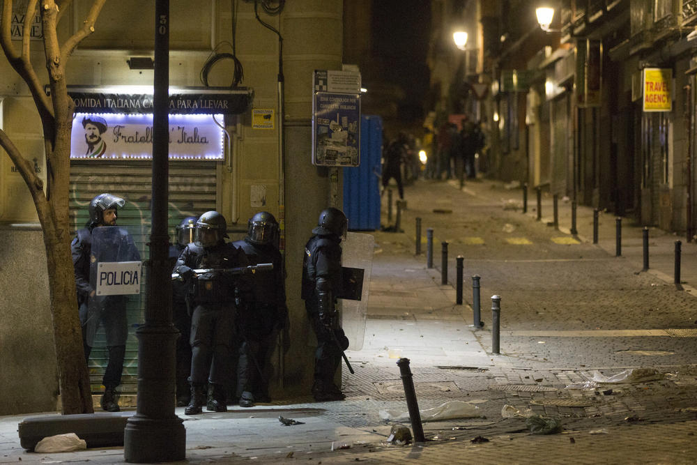 Policija se sukobila sa protestantima 