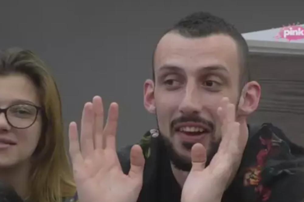 BAŠ MI FALI...KAO PROŠLI PUT, KIDANJE? TO VOLIM! Isplivala SKANDALOZNA prepiska Đeksona i momka iz Hrvatske