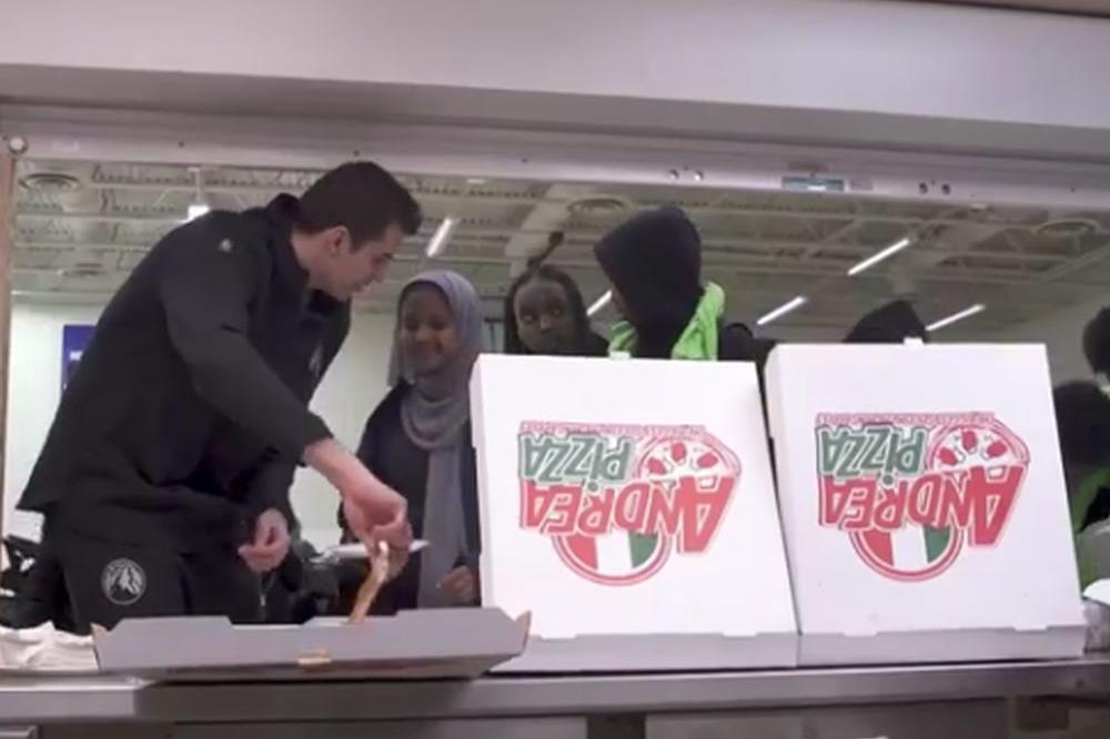 MINEAPOLIS SE ZALJUBIO U BJELICU: Nemanja je i ovim gestom velikog čoveka osvojio sva srca! (VIDEO)