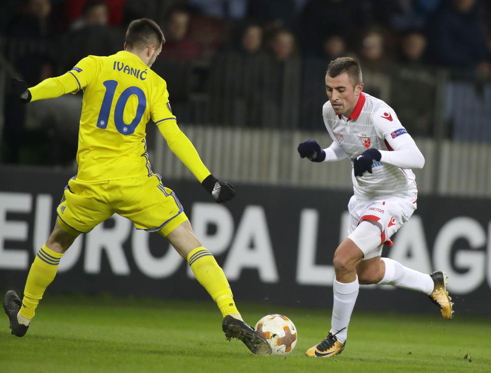 Mirko Ivanić u duelu sa Nenadom Krstičićem  