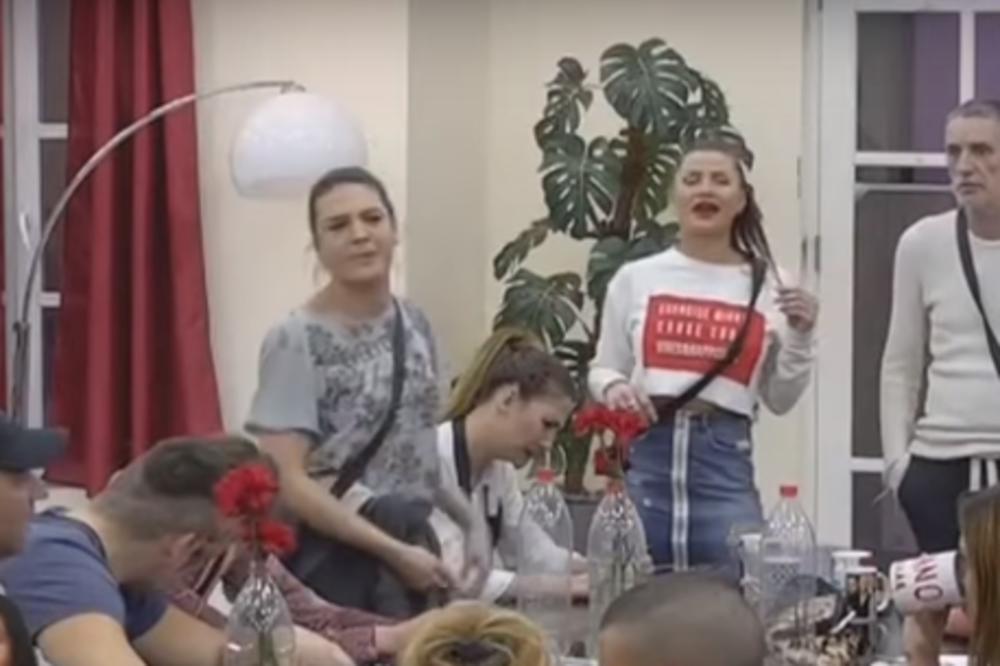 NE KUPA SE, PRODAJE TELO ZA 100 EVRA! Pljuštale brutalne uvrede u "Zadruzi", ova svađa je šokirala Srbiju! (FOTO)