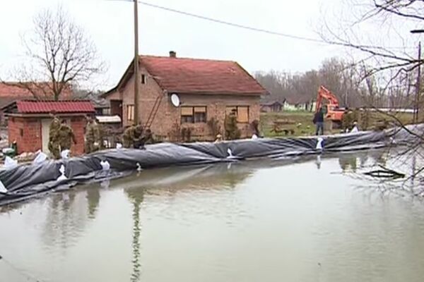 OPASNO!!! Stiže ogroman poplavni talas iz Hrvatske, vodostaj Save 907 centimetara!