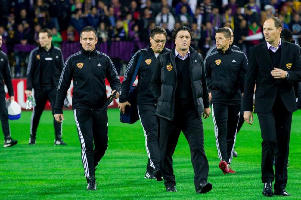 Đukiću, nisi ti dripac, ali ova legenda Partizana - JESTE! Sramotno ponašanje na pres konferenciji, vređao novinara i njegovog mrtvog oca! (VIDEO)