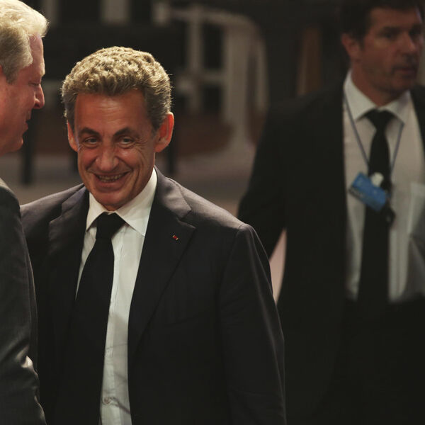 Sarkozi ide u zatvor, ali VIP! Evo kakav luksuz čeka bivšeg predsednika Francuske koji je osuđne zbog SKANDALČINE!