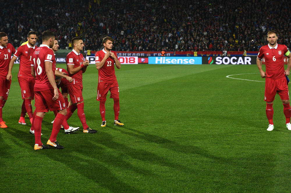 ŠOK! Nije samo gubitak kapitenske trake! Dodatno poniženje za Baneta Ivanovića u reprezentaciji Srbije! (FOTO)