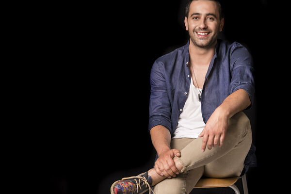 EMOTIVNO: Kada čujete kako Mirza peva ovaj hit ostaćete bez reči (VIDEO)