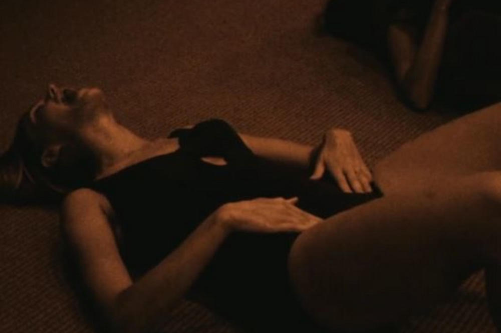 Film MISTERIJE ORGANIZMA je zbog VRELIH EKSPLICITNIH SCENA satanizovan u Jugoslaviji, a nećete verovati šta Milena Dravić radi i govori u njemu! (FOTO)(VIDEO)