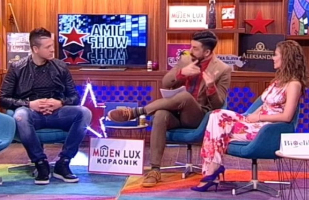 Sloba se ipak presvukao i u emisiju otišao u farmerkama i džemperu  