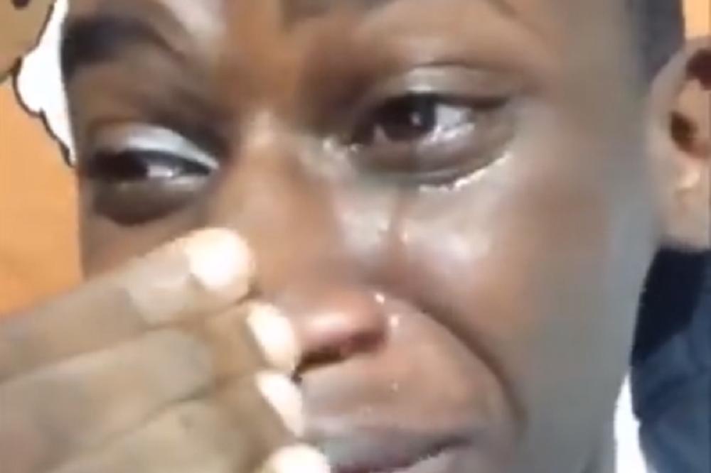 Ja sam protraćen život, 2018. godina je, a ja nemam devojku: Ovaj momak roni suze, a vi ćete umreti od smeha! (VIDEO)