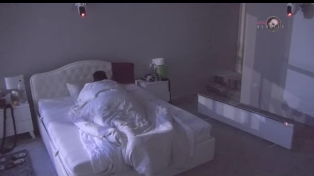 Njen novi izabranik i ona su vodili ljubav kao da su kod kuće  