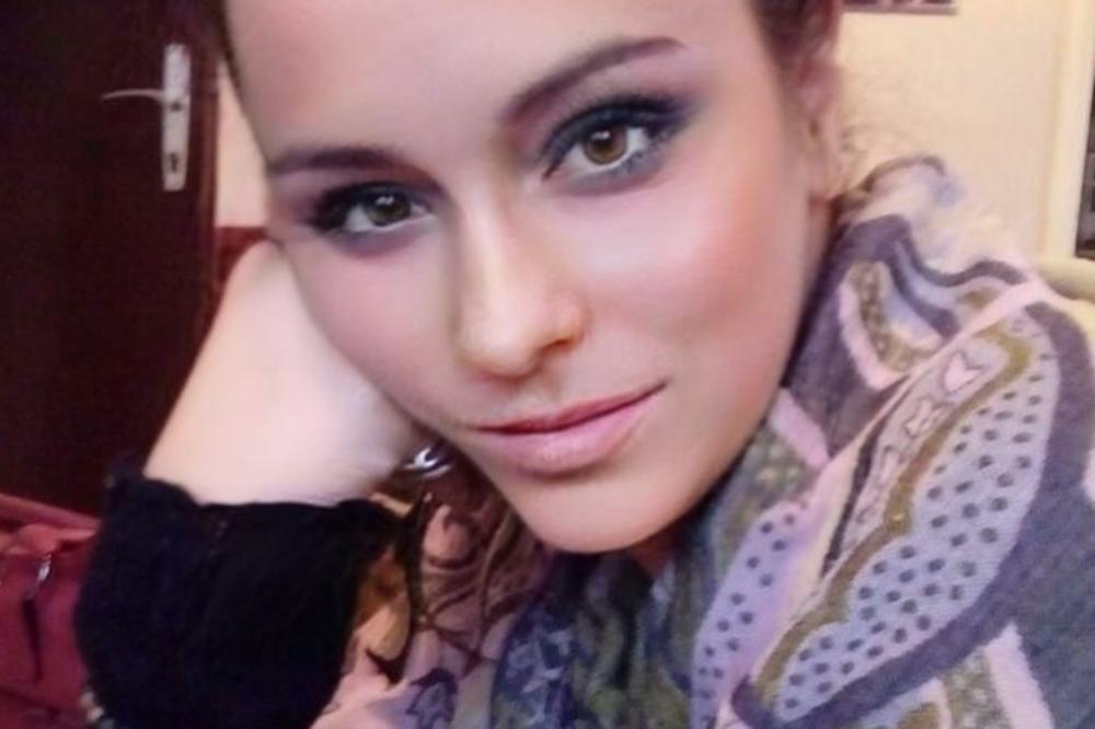 Ovako vlast podstiče rađanje: Majka troje dece pred otkazom zato što neće u SNS! (FOTO)