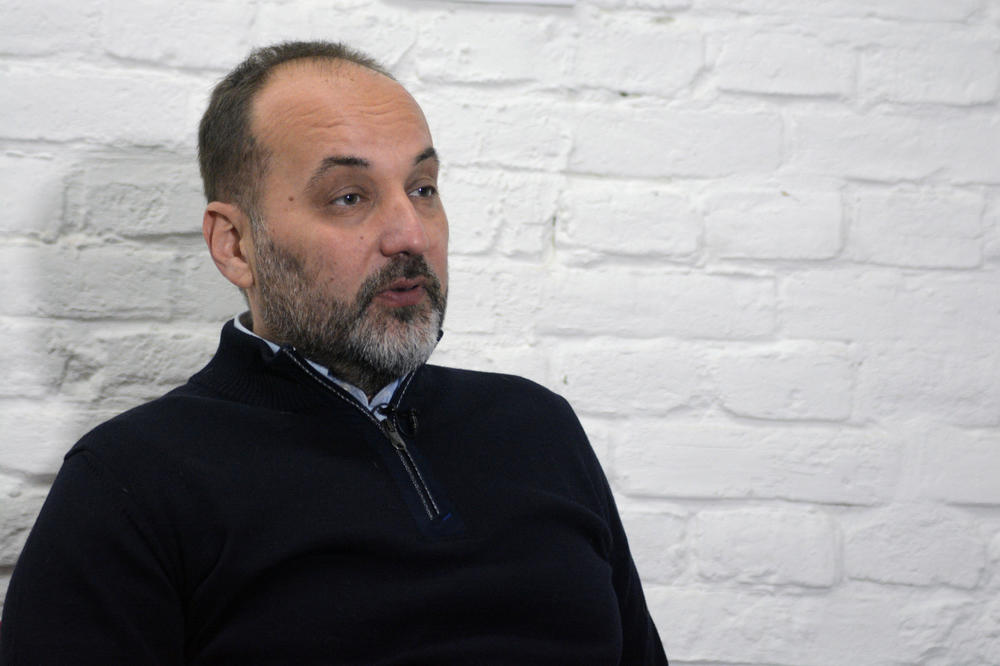 NEK SE PRIPADNICI BIA VRATE U BEOGRAD I POČNU OD IZVORA PROBLEMA: Janković o urušavanju potpornog zida na Koridoru 10