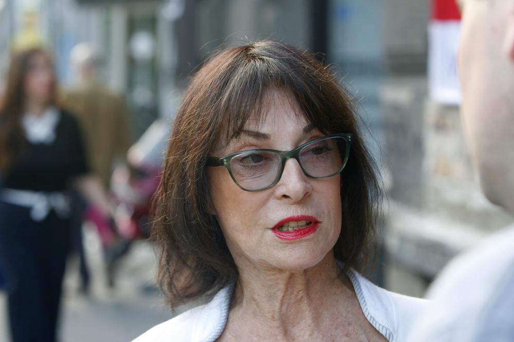 TRPELA JE JAKE BOLOVE: Operisana princeza Jelisaveta Karađorđević!