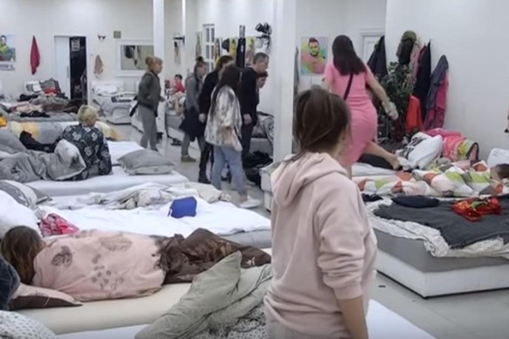 ZAMALO DA IZGORI ZADRUGA: Ljudi, gori nešto! Bežimo napolje! Ukućanka izazvala požar! (VIDEO)