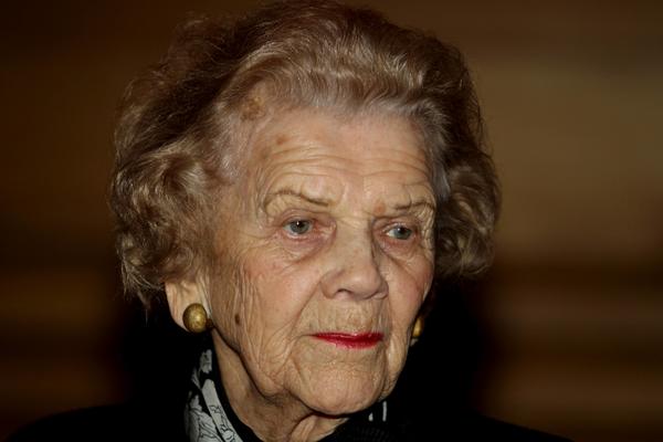 OVAJ GLUMAC JE BIO MUŽ BRANKE VESELINOVIĆ: Javnost sigurno NIJE ZNALA da je u pitanju BAŠ ON (FOTO)