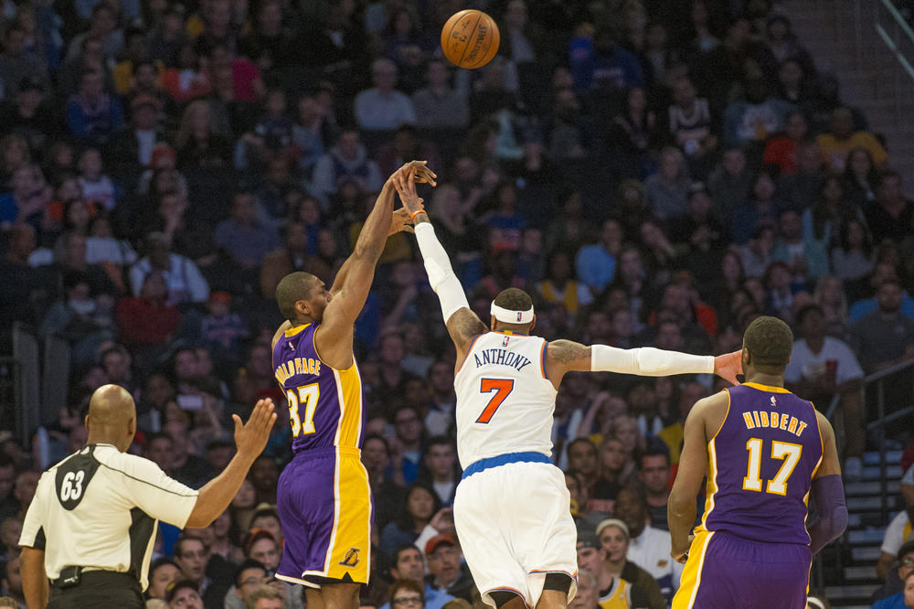 Lud je 100 gradi: Meta Vorld Pis želi da ukine slobodna bacanja i uvede ZAGRLJAJ?!