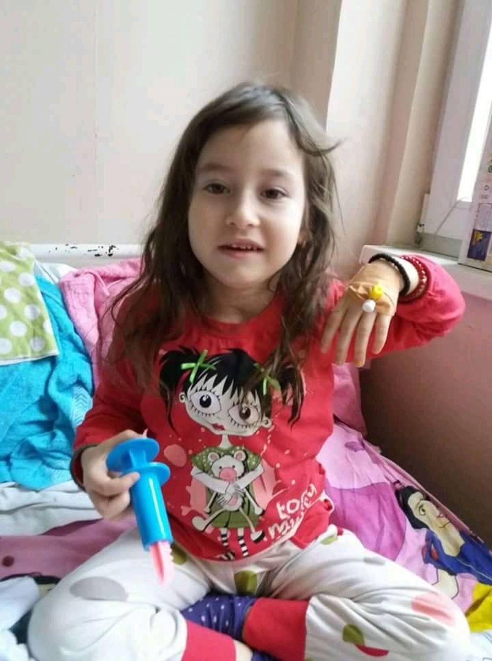 Snežana Savić iz Negotina boluje od Krabove bolesti