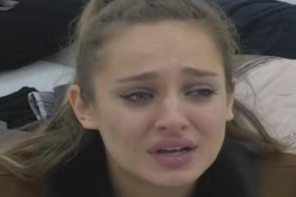 MALA, ODAKLE TEBI PRAVO DA PROZIVAŠ MOJU ĆERKU? Njena mama napala LUNU ŽESTOKO pred KAMERAMA STUDIJA! (VIDEO)