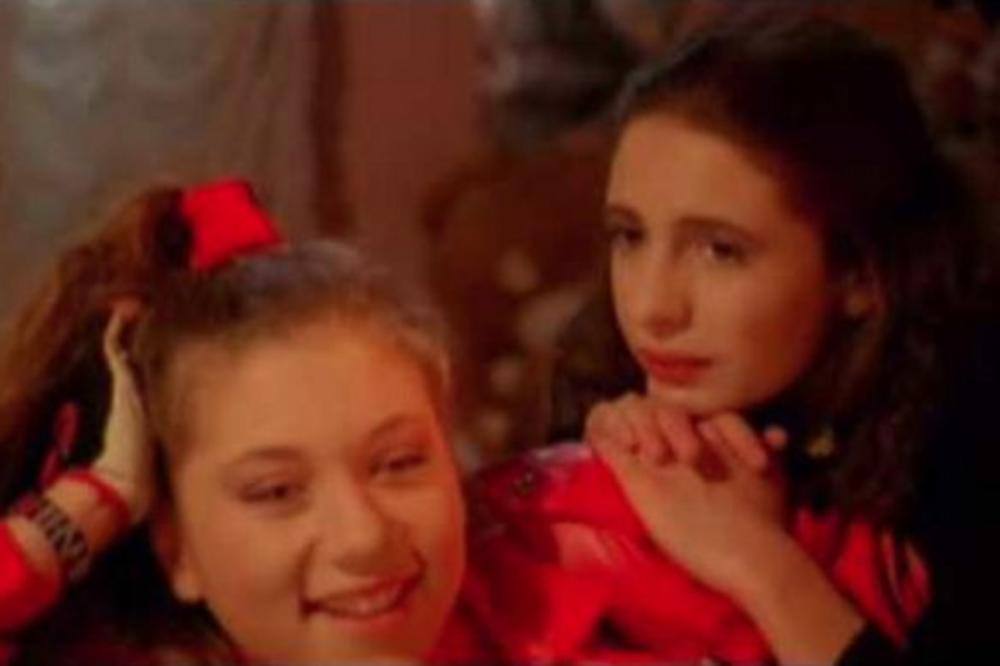 GLUMICA IZ "MI NISMO ANĐELI" SE SLIKALA ZA PLEJBOJ, PA POBEGLA IZ SRBIJE: Nećete verovati gde je sada i ŠTA RADI