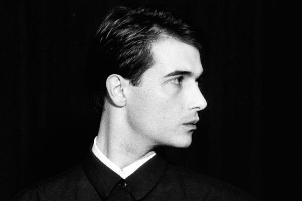 Hajde sanjaj me, sanjaj: Prijatelji muzičari slave rođendan Vlade Divljana u Sava centru (VIDEO)