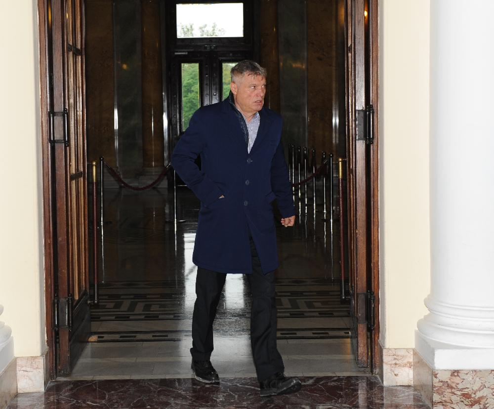 Lazanski, povodom upada ROSU na sever Kosova, tvrdi da se mora reći - DOSTA  