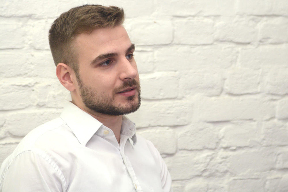 PISAC FILIP GRBIĆ ZA ESPRESO: Nešto je pošlo naopako, život je počeo da izaziva konstantno osećanje straha (FOTO)(VIDEO)