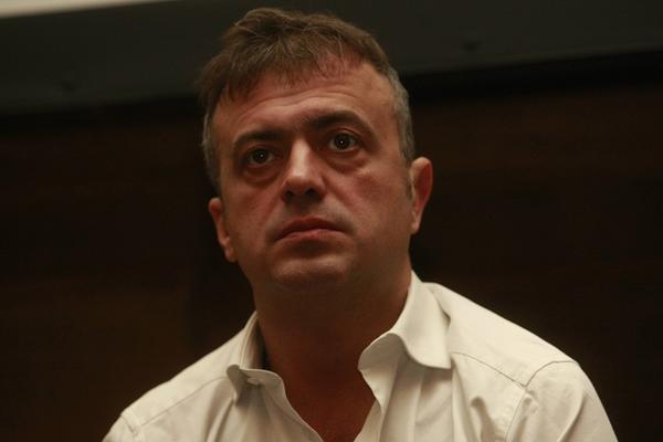 JE L` TI DRAGO ŠTO SU MI RODBINU ZAKLALI USTAŠE? Nakon što je objavio tvit o Marku Đuriću, Sergej je dobio poruke koje su ga razbesnele! (FOTO)