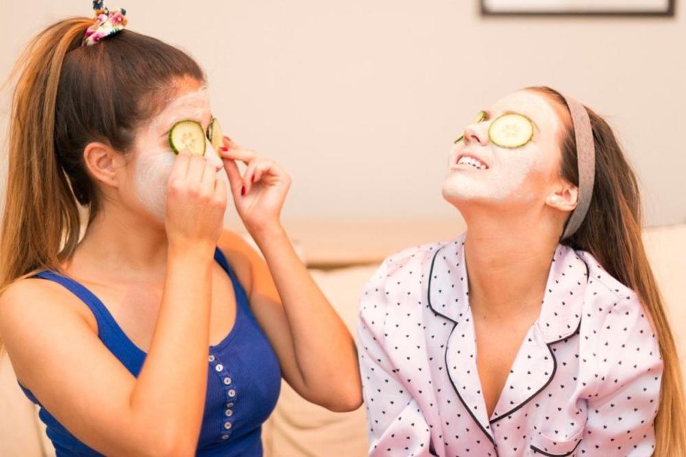 Ovih 7 stvari tvoja koža STVARNO MRZI, A UPORNO IH KORISTIŠ!