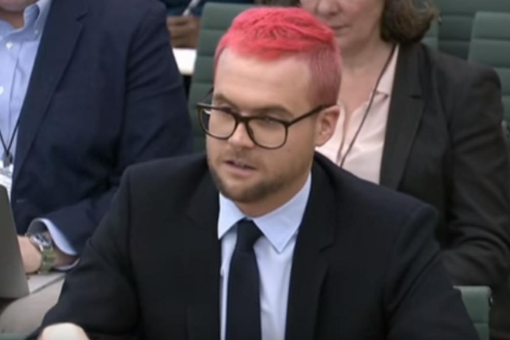 KAKO SU LJUDI IZMANIPULISANI DA GLASAJU ZA BREGZIT I TRAMPA? On je otkrio SKANDAL GODINE, a sada strahuje za svoj život! (VIDEO)