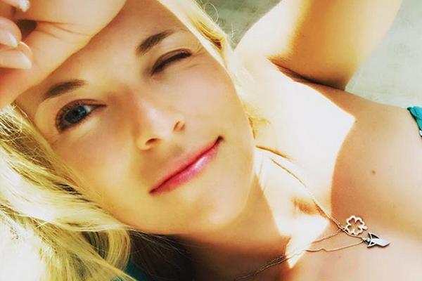 Srbija se bavila promenom kapitena, a Švajcarci Albancem s Kosova koji je ostavio ženu zbog jedne od najlepših skijašica sveta! (FOTO)