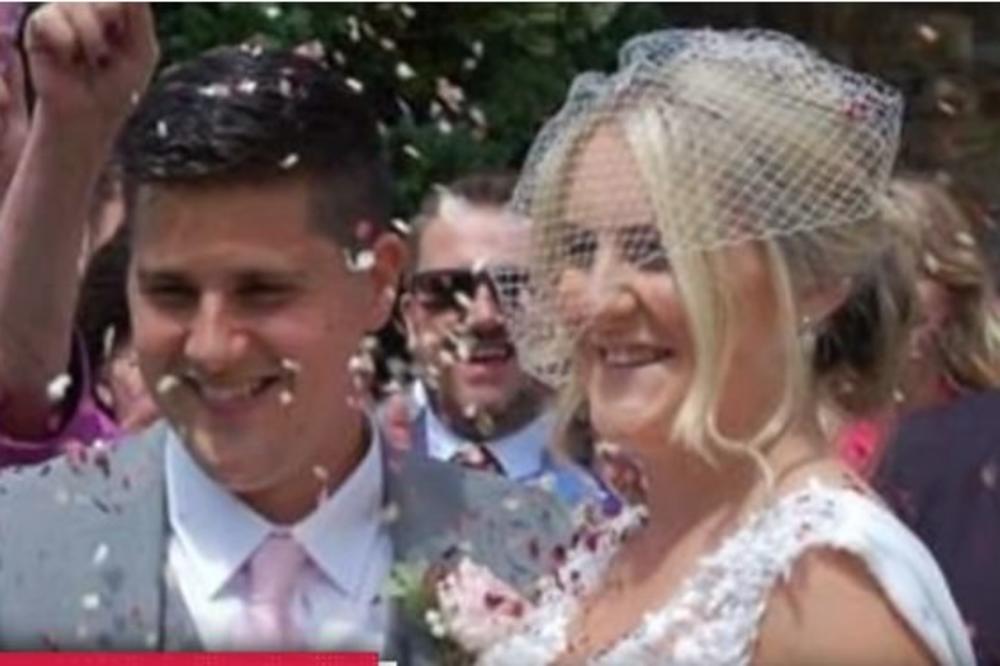 Udovica je gledala fotografije sa svog venčanja, a onda je otkrila DETALJ TAJNU KOJA JOJ JE PROMENILA ŽIVOT! (VIDEO)