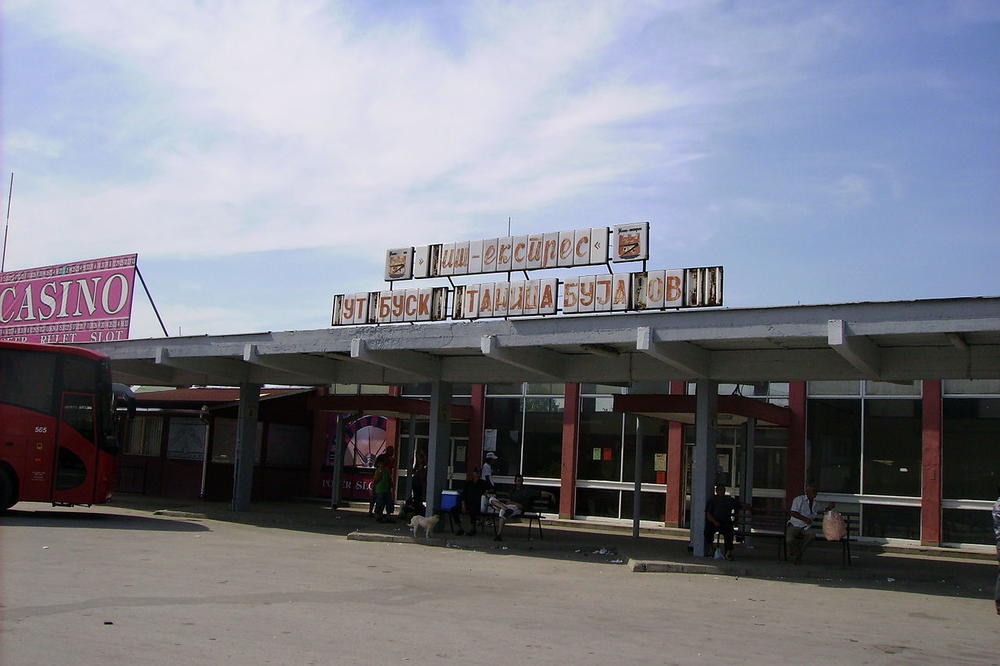 ALBANSKE PARTIJE POZIVAJU NA OKUPLJANJE: Traže Zajednicu albanskih opština na jugu Srbije