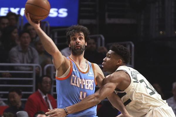 RIVERS IZNENAĐEN ODLUKOM TEODOSIĆA DA SE VRATI U EVROPU: Ja sam tek sada čuo za to, mi želimo da Miloš bude srećan!