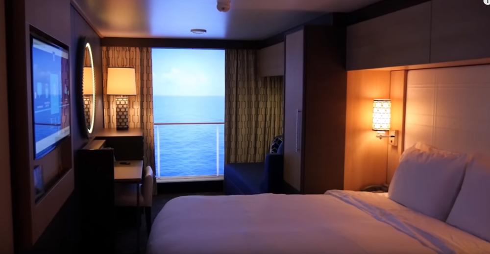 Na kruzeru se nalazi i jedinstveni porodični apartman na dva nivoa 