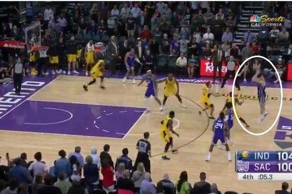 Nije baš sa druge planete, ali jeste iz suprotnog kraja grada! Bogdan opet ubo s parkinga u poslednjim sekundama! (VIDEO)