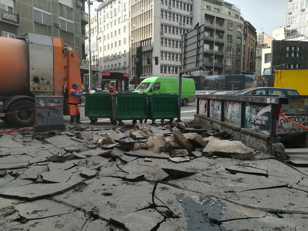 Krateri umesto platoa  