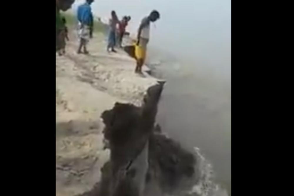 STAJAO JE NA IVICI PROVALIJE, a onda se desilo nešto NAJSTRAŠNIJE! (VIDEO)