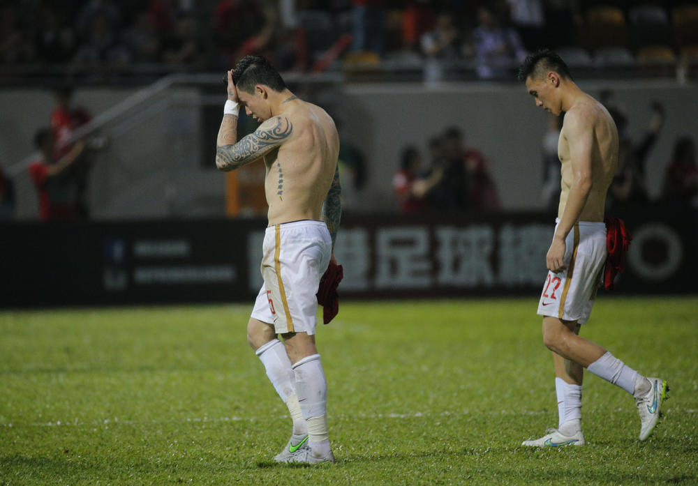 Ženg Linpengu će biti teško da pokrije sve tetovaže na svom telu