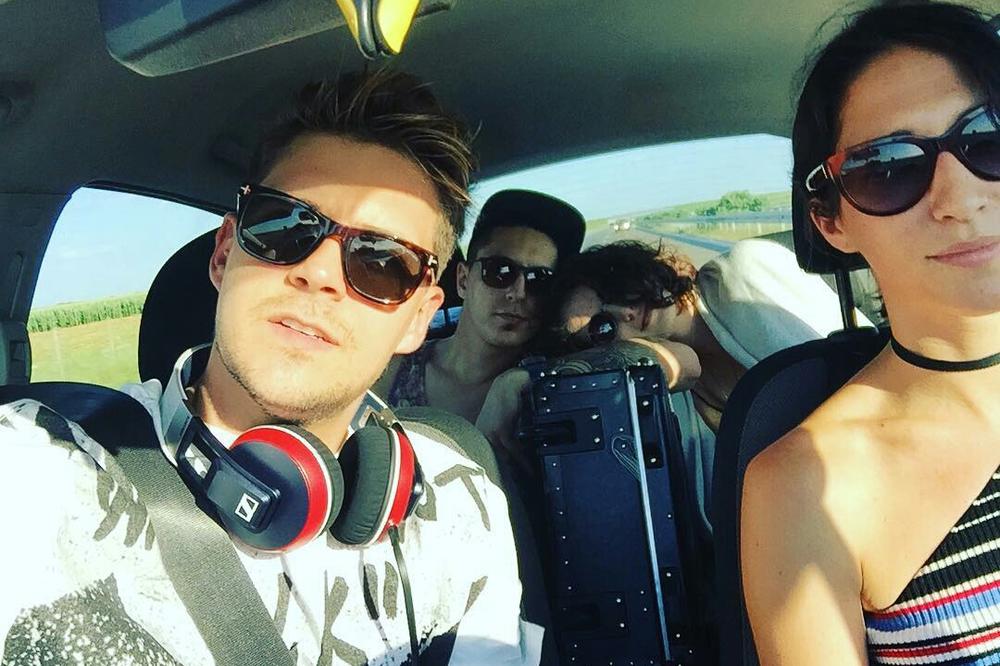 ŠTA SE OVO DEŠAVA, CEO SVET JE POLUDEO?! Jelisaveta ostavila Teodosića zbog Bikovića, spakovala kofere i otišla kod njega u hotel! (FOTO)