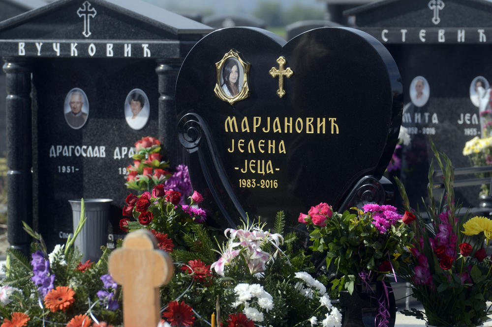 DVE GODINE OD MONSTRUZNOG UBISTVA PEVAČICE: Porodica dala pomen Jeleni, od porodice Marjanović NIJE DOŠAO NIKO