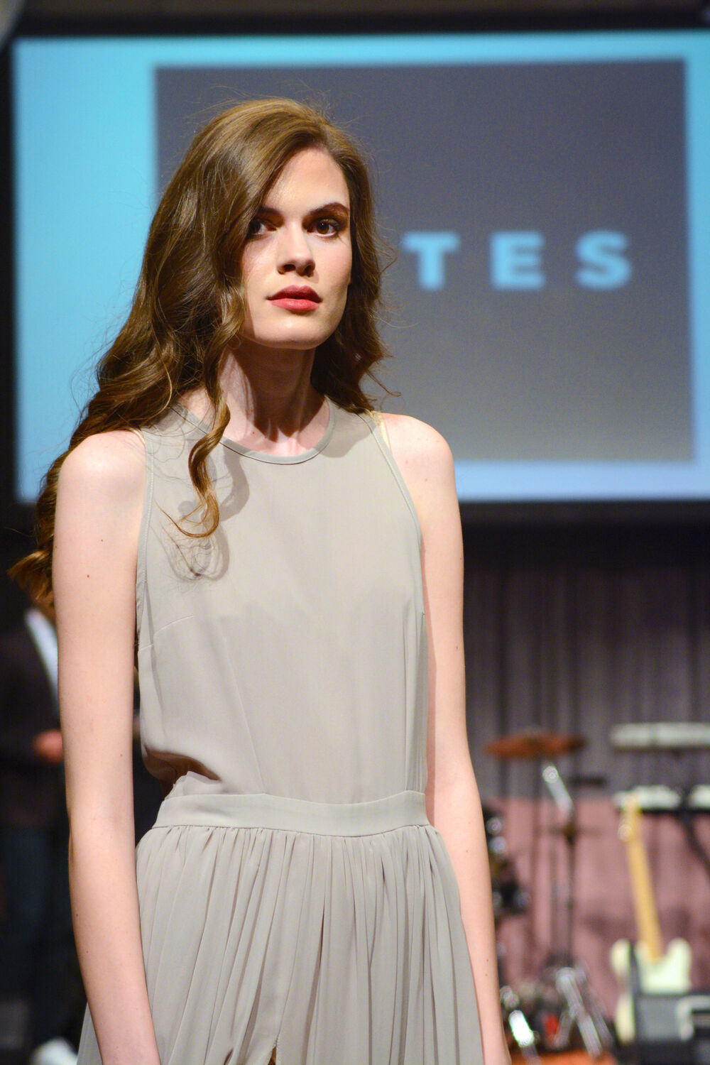 Humanitarna modna revija  