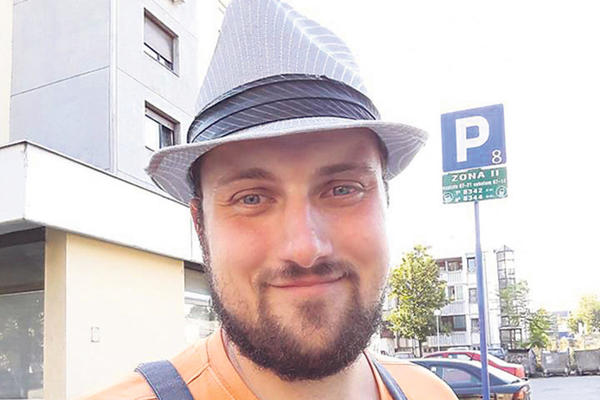 OBILAZIO SAM VESNIN LEŠ, VEROVAO SAM DA JE VASKRSLA: Ubica iz Kragujevca zadavio je 20 godina stariju ljubavnicu