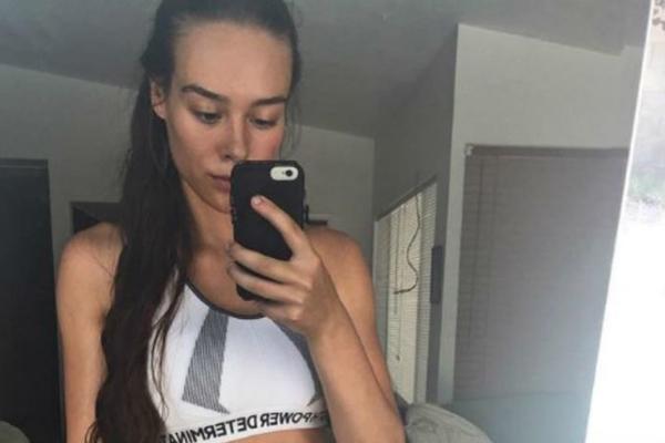 HTELA JE DA INSPIRIŠE, ALI NA ŠTA? Ova blogerka se nije depilirala GODINU DANA, a fotke njenih dlakavih nogu i pazuha su...POGLEDAJTE I SAMI! (FOTO)