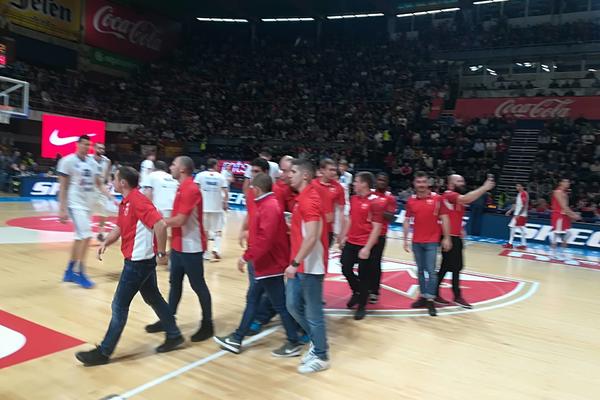 Ne preterano bratski: Zvezda pobedila moskovski Spartak sa 92:0!