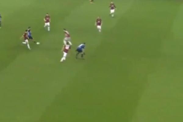VAR SKANDAL: Inter postigao gol u velikom derbiju, 2 minuta kasnije - PONIŠTEN! (VIDEO)