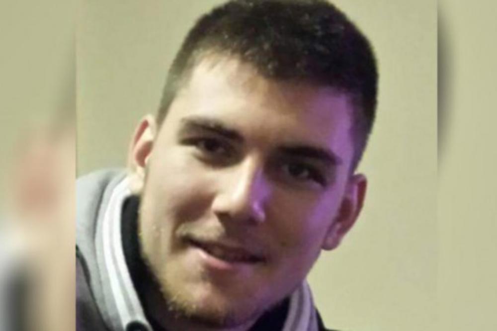 POSLAO PORUKU MAJCI DA STIŽE KUĆI I OD TADA MU SE GUBI SVAKI TRAG: Svi strepe zbog Stefanovog nestanka! (FOTO)