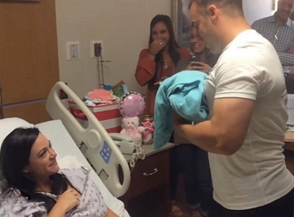 Džejk je ipak pušten ranije 