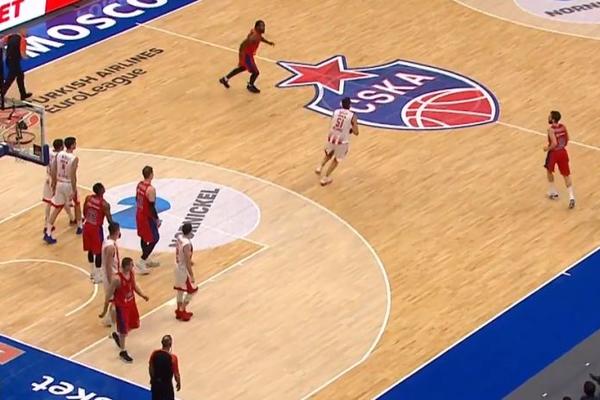 BUUUUM! Trojka ispaljena u Beogradu, pogodila koš u Moskvi! Artiljerac - Milko Bjelica! (VIDEO)